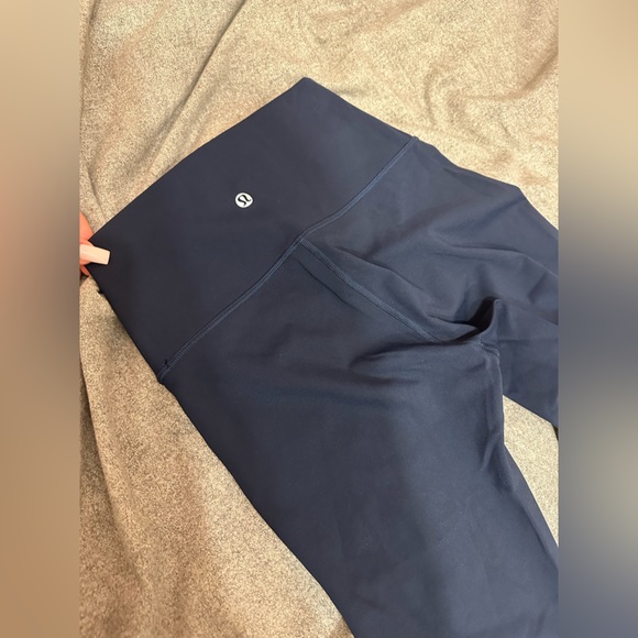 Lululemon Wunder Under Leggings - Picture 4 of 7